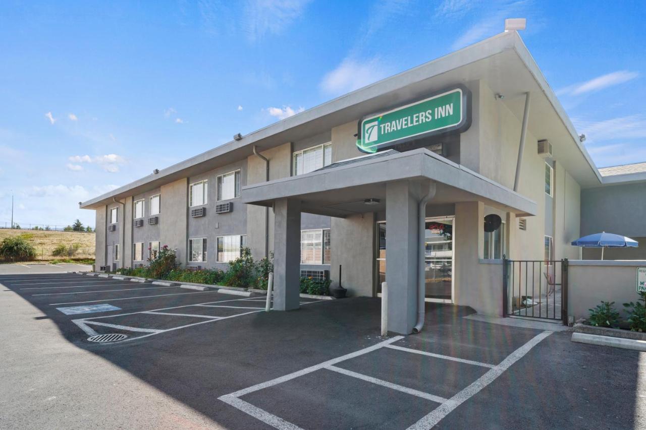 Travelers Inn Medford Exterior photo